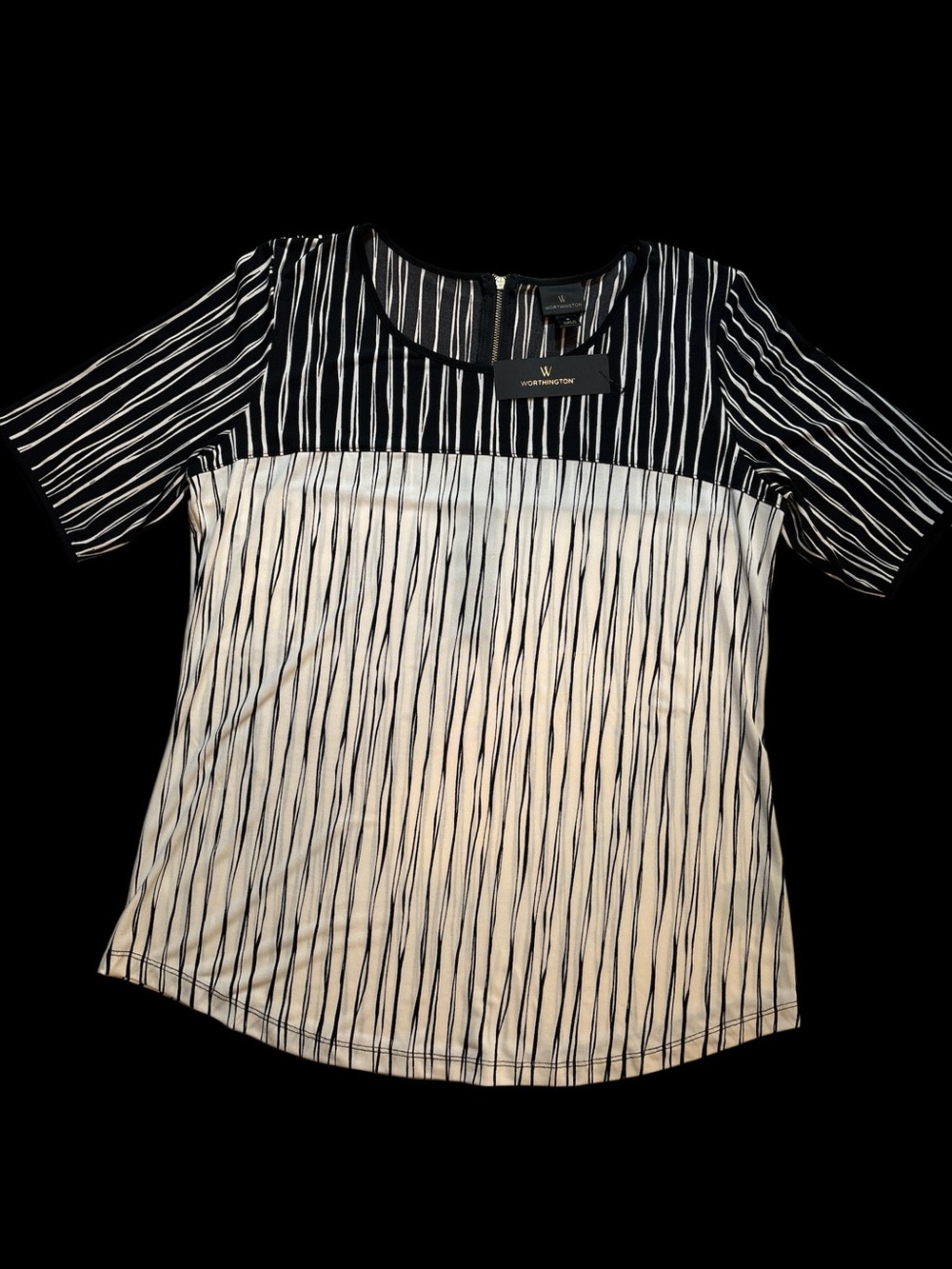 Worthington Black and White Vertical Stripe Scoop Neck Top